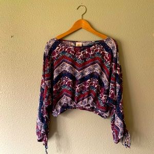 Cute floral crop top long sleeve
